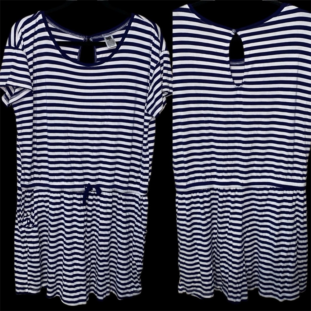 ⬇️Alex’s Lemonade Stand Striped Navy and White Romper